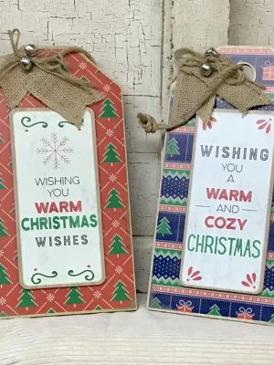 Sweater 3D Tag Easel Assorted